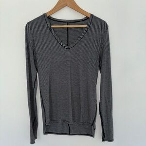 Lululemon Long-Sleeve shirt